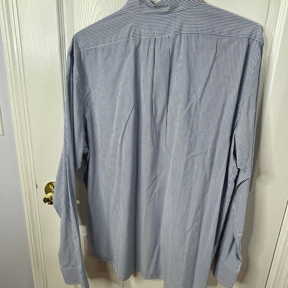 Old Navy The Classic Shirt Slim Fit XL Blue White pinstripe - Picture 6 of 7